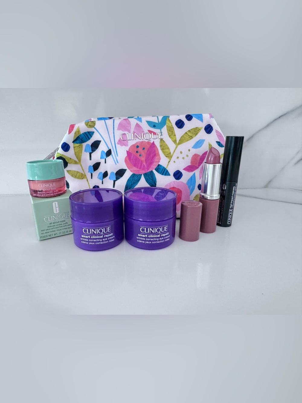 Clinique 6 piece makeup skincare set
